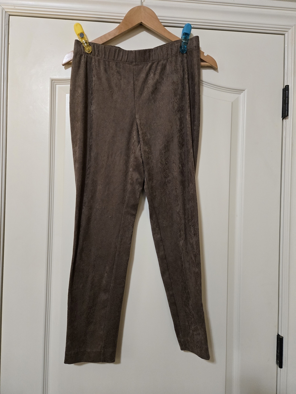 Susan Graver Chocolate Brown Snake Skin Look Suede Feel Pull-On Stretch Pants